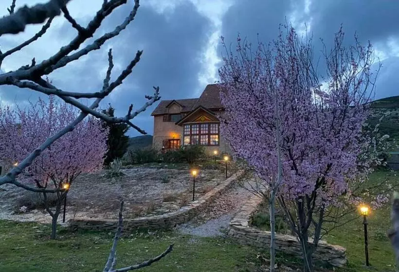 پانسیون Ferme D’hôte La Vallée