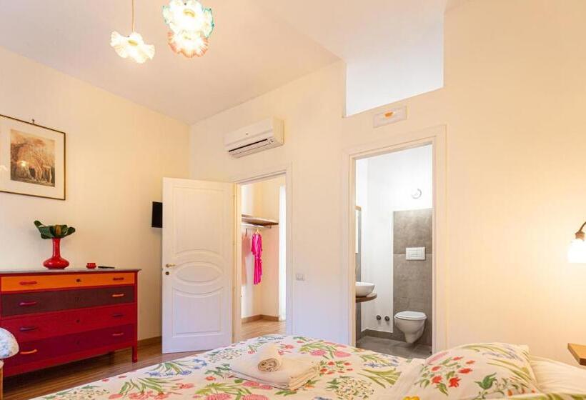 פנסיון Villa La Quercia