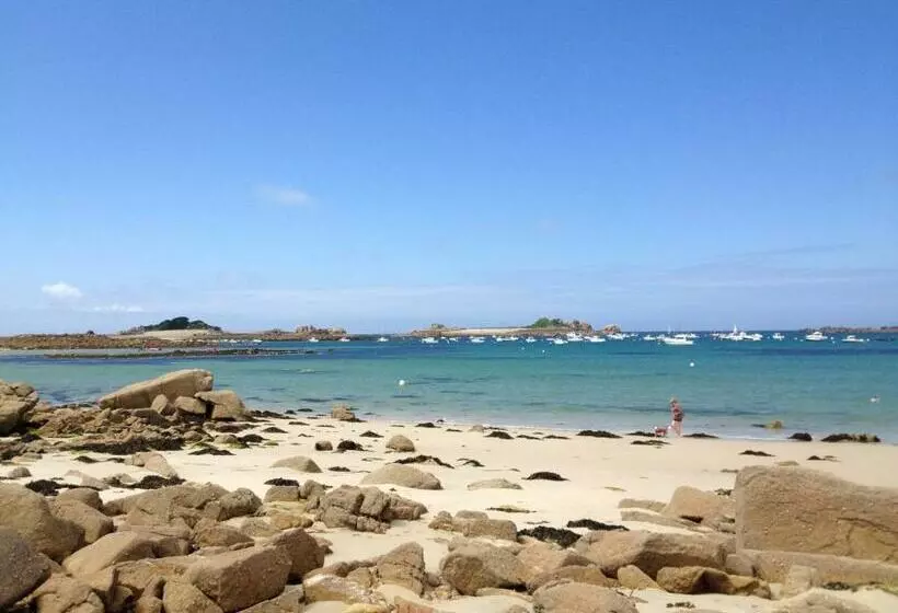 Aamiaismajoitus (B&B) Aux Perderies