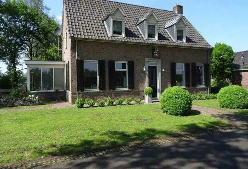 ベッドアンドブレックファースト Brinkesdiek