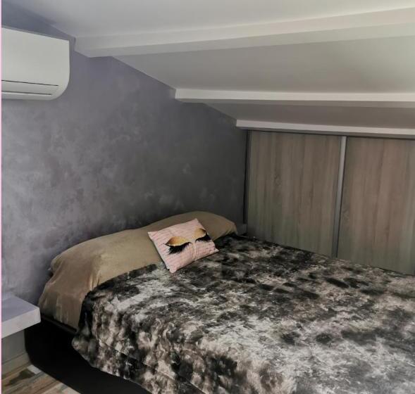 Bed and Breakfast Chambres D Hotes Naturiste, Village Naturiste Cap D Agde, Draps, Serviette, Café, Menage Inclus En F