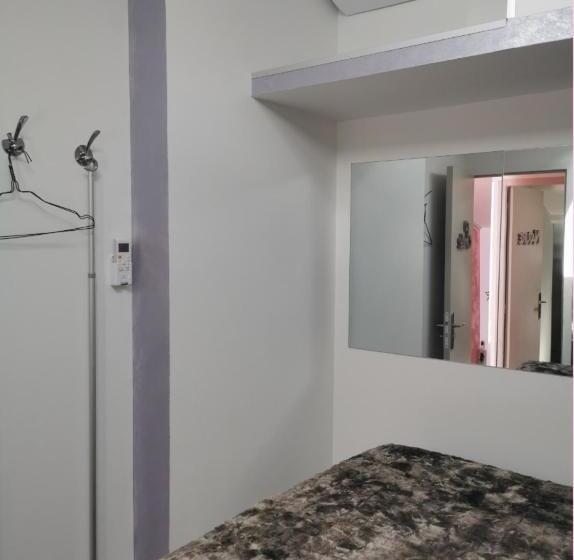 Bed and Breakfast Chambres D Hotes Naturiste, Village Naturiste Cap D Agde, Draps, Serviette, Café, Menage Inclus En F