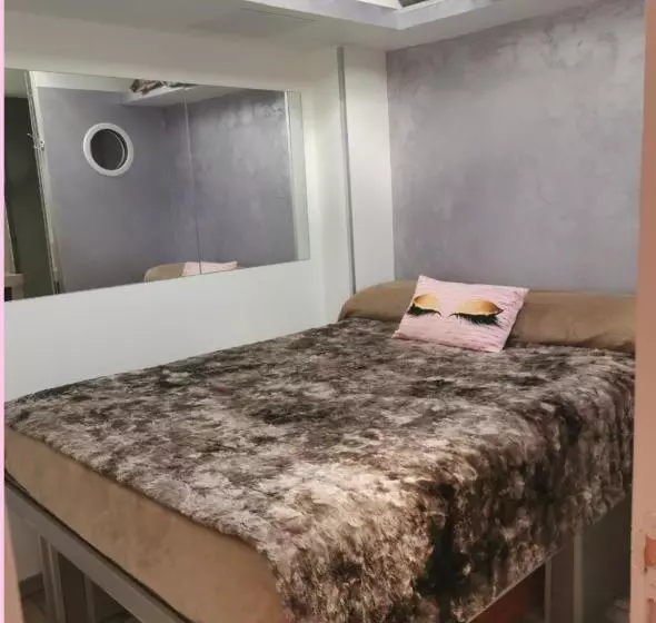 Aamiaismajoitus (B&B) Chambres D Hotes Naturiste, Village Naturiste Cap D Agde, Draps, Serviette, Café, Menage Inclus En F