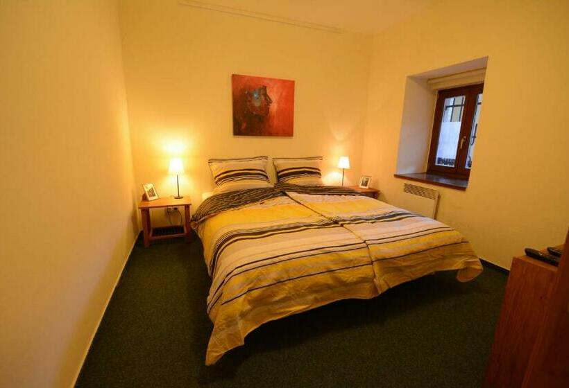 Bed and Breakfast Penzion Art Kutna Hora