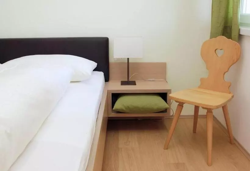 ベッドアンドブレックファースト Schiessstandhof