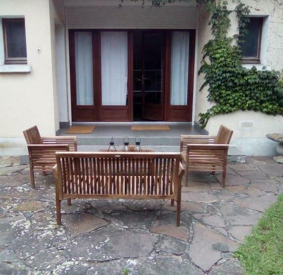 ベッドアンドブレックファースト Villa Des Marronniers