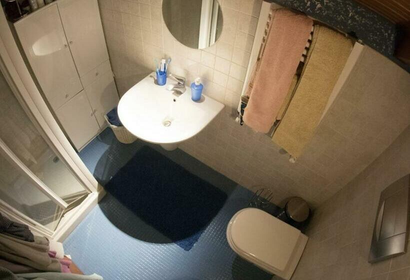 مبيت وإفطار Villa Roberta