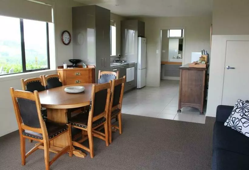 ホテル The Loft At Te Kumi Tirohanga