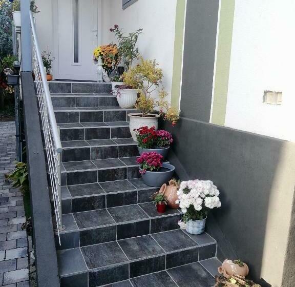 بنسيون 264 Lépés Vendégház