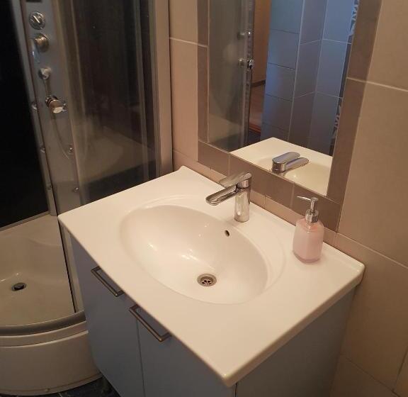 بنسيون 264 Lépés Vendégház