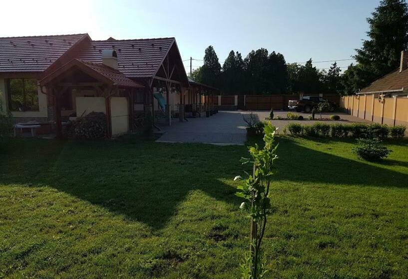 膳宿费 Ildikó Vendégház Szabolcs