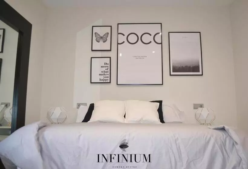پانسیون Infinium Zamora Suites