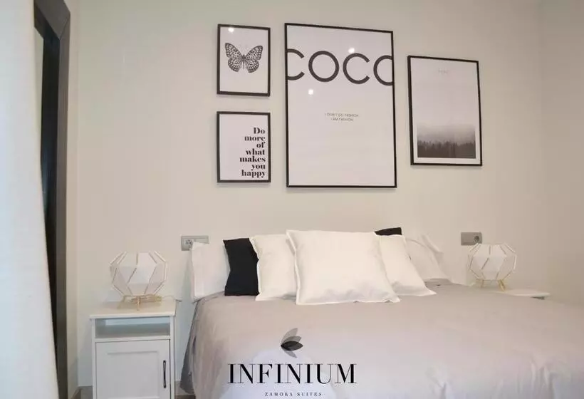 پانسیون Infinium Zamora Suites