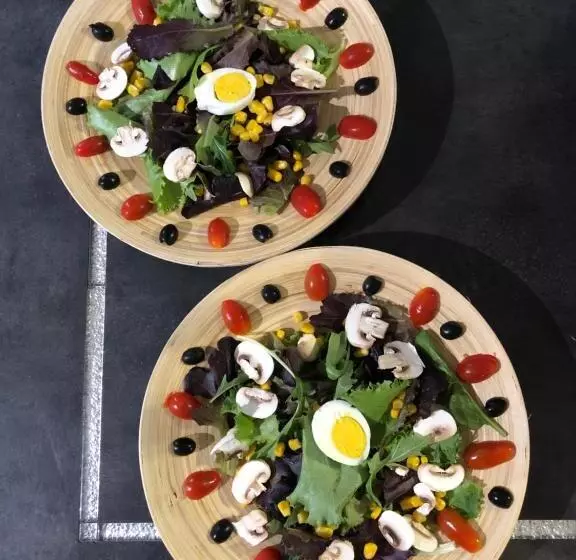 ペンション Les Insolites De Taracopala