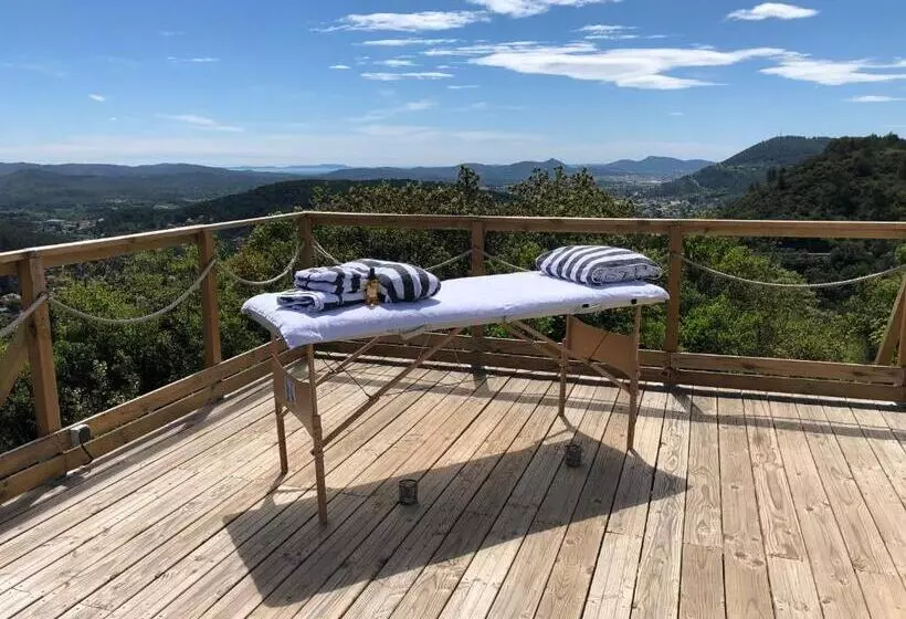 ペンション Les Insolites De Taracopala