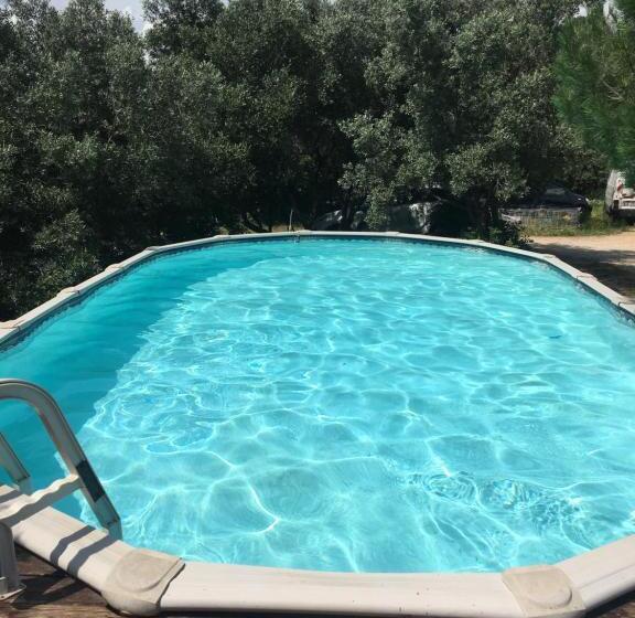 פנסיון Les Insolites De Taracopala