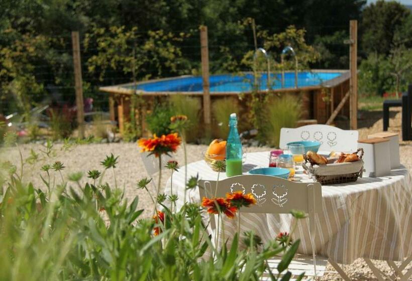 Пансион Maison D Hôtes Les Jardinettes En Luberon