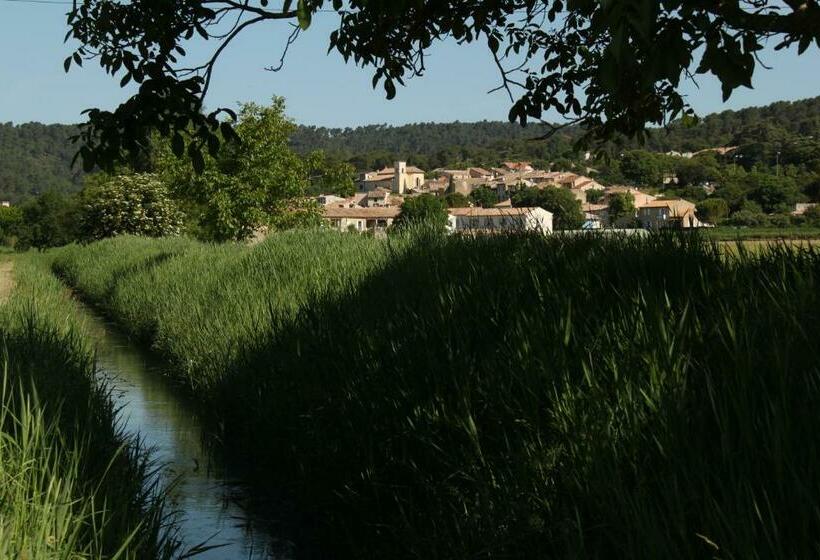 Пансион Maison D Hôtes Les Jardinettes En Luberon