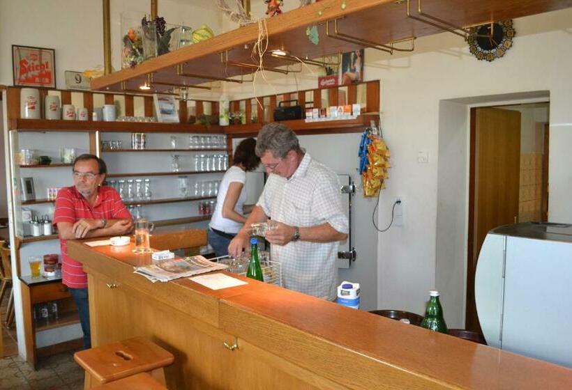 Retkeilymaja Gasthaus Kleebinder