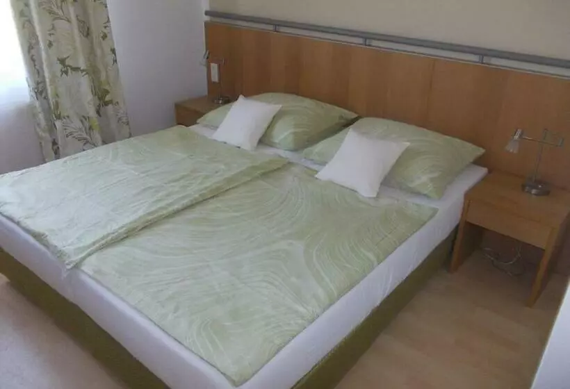 Retkeilymaja Gasthaus Kleebinder