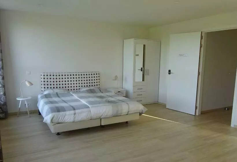 Aamiaismajoitus (B&B) Benbsjerie