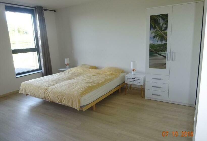 تختخواب و صبحانه Benbsjerie