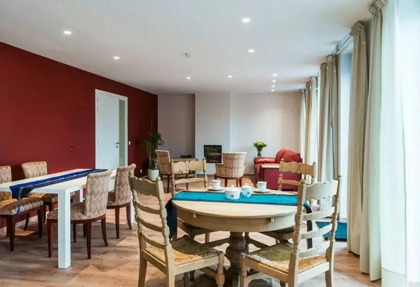 Aamiaismajoitus (B&B) Benbsjerie