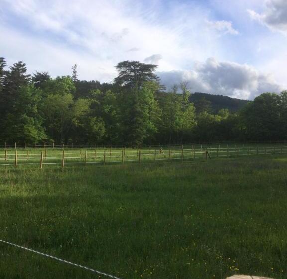 ベッドアンドブレックファースト Château De La Cazette