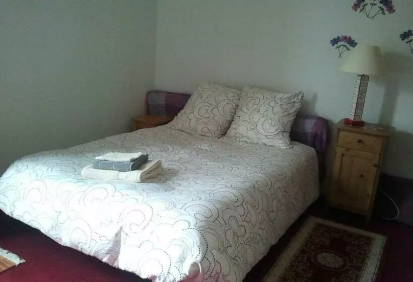 Aamiaismajoitus (B&B) Pacéenne