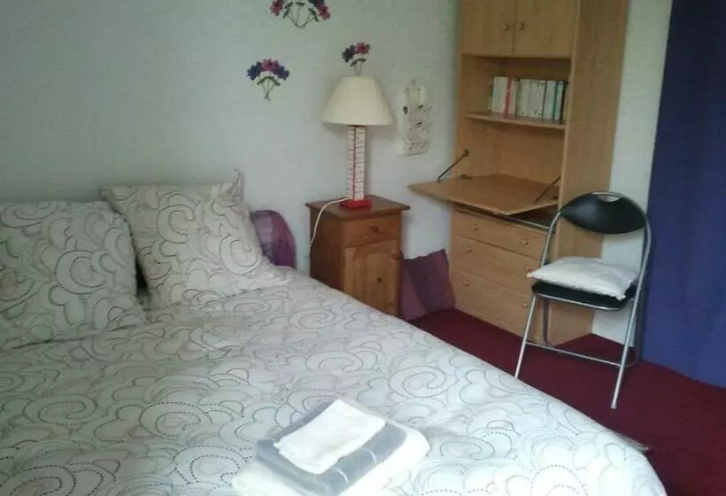 Aamiaismajoitus (B&B) Pacéenne