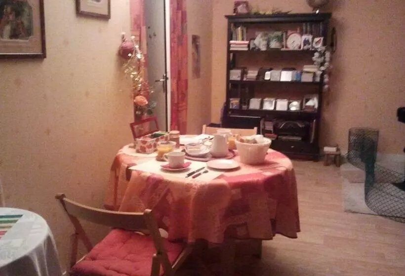 Aamiaismajoitus (B&B) Pacéenne