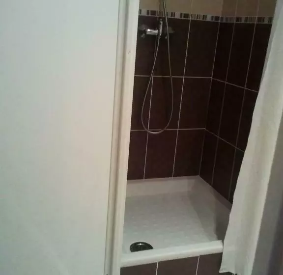 Aamiaismajoitus (B&B) Pacéenne