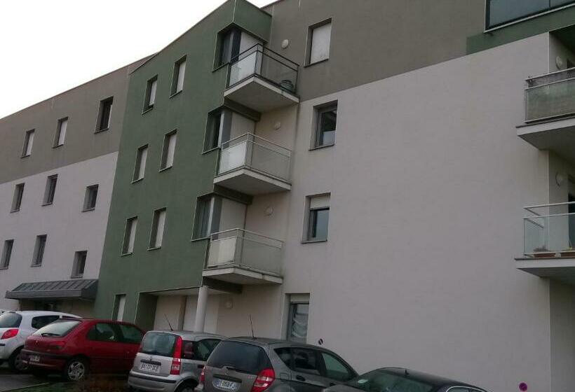 مبيت وإفطار Pacéenne