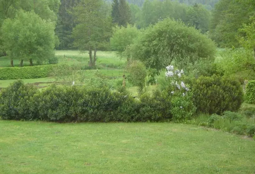 Aamiaismajoitus (B&B) Notre Cachette