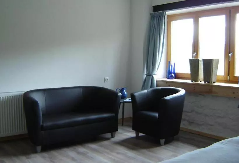 Aamiaismajoitus (B&B) Notre Cachette