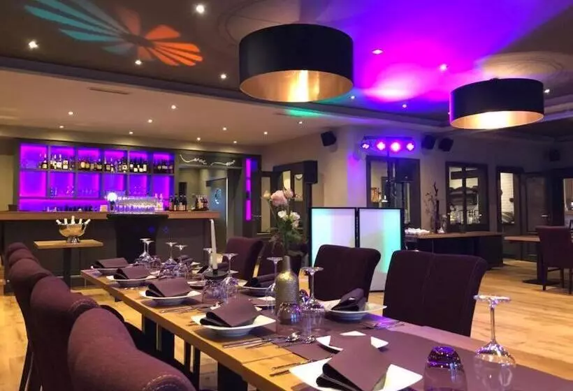 Boutique Hotel Lindenhof, Bed & Breakfast