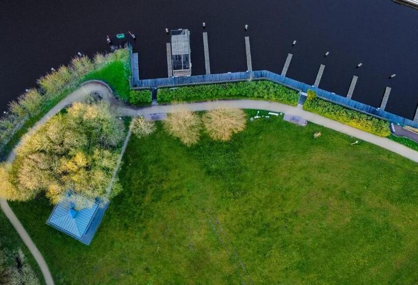 Boutique Hotel Lindenhof, Bed & Breakfast