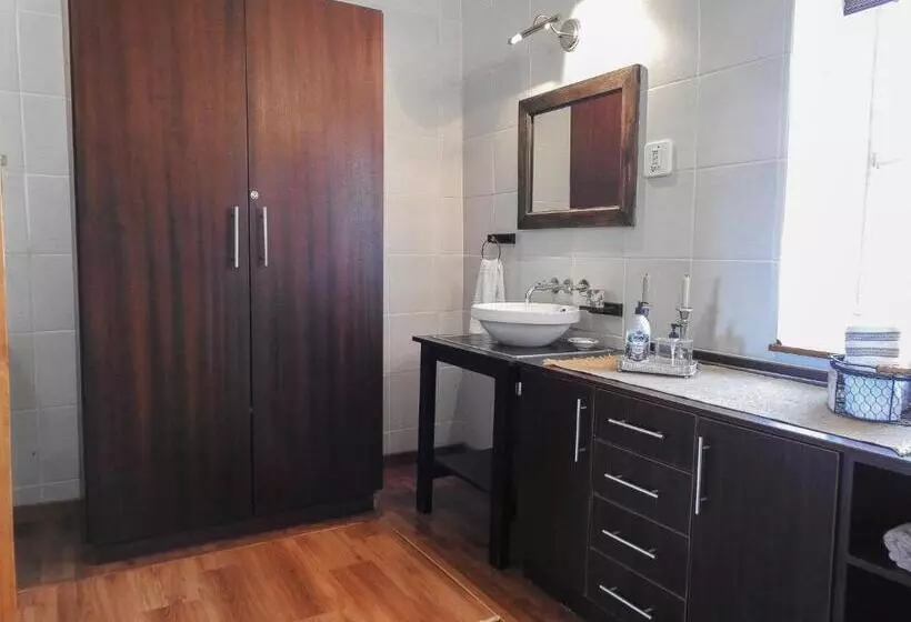 Majatalo New Stone Manor