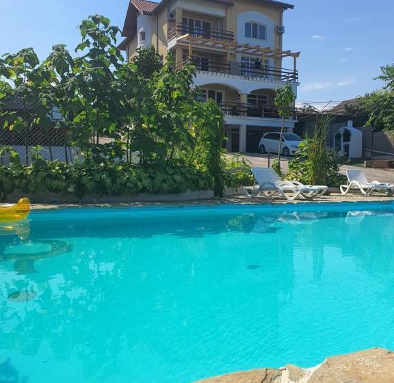 Pensão Poarta Apelor