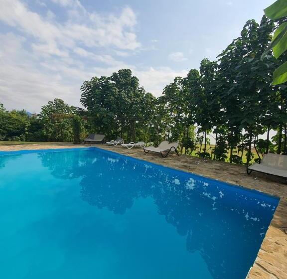 Pensão Poarta Apelor