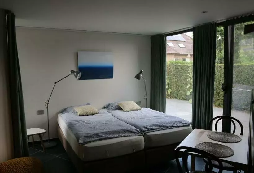ベッドアンドブレックファースト La Chambre D Amis