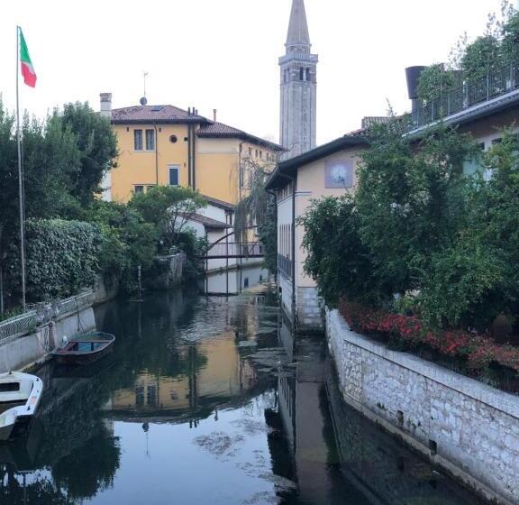 ベッドアンドブレックファースト Cà Petra