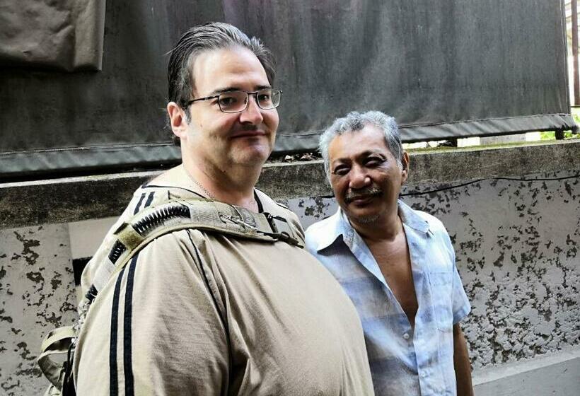 Bed and Breakfast Ray Nu Guest House