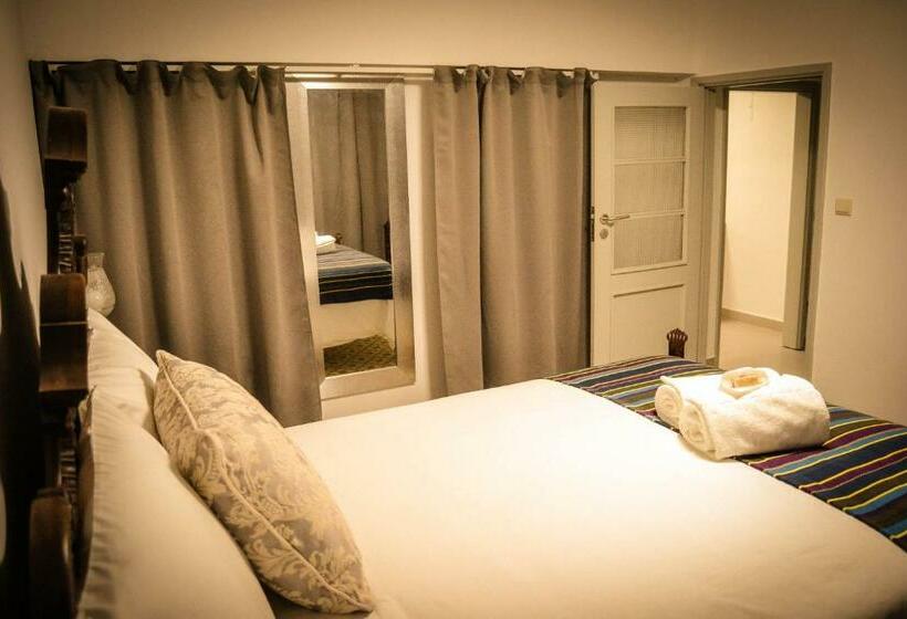 Domvs Gaia Ghouse B&b