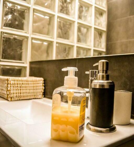 Domvs Gaia Ghouse B&b