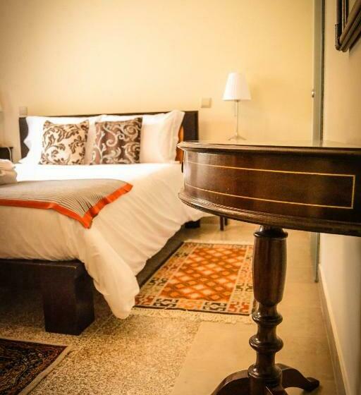 Domvs Gaia Ghouse B&b