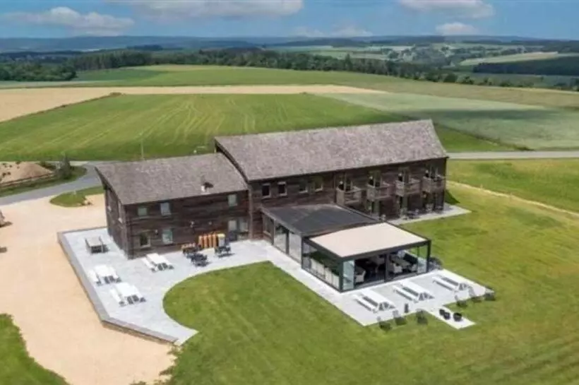 ホテル Auberge Des Blancs Cailloux