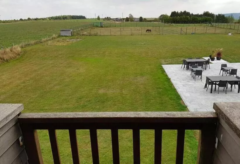 ホテル Auberge Des Blancs Cailloux