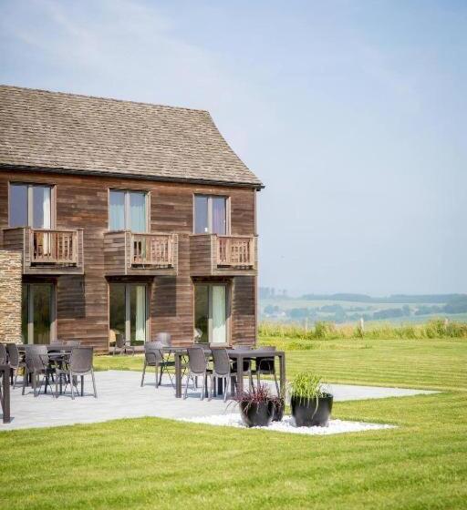 Отель Auberge Des Blancs Cailloux