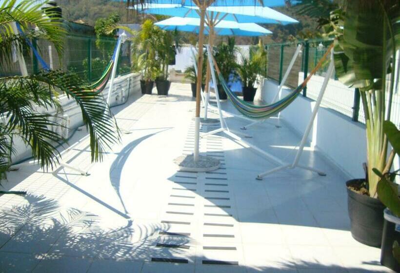 هتل & Suites Vayor